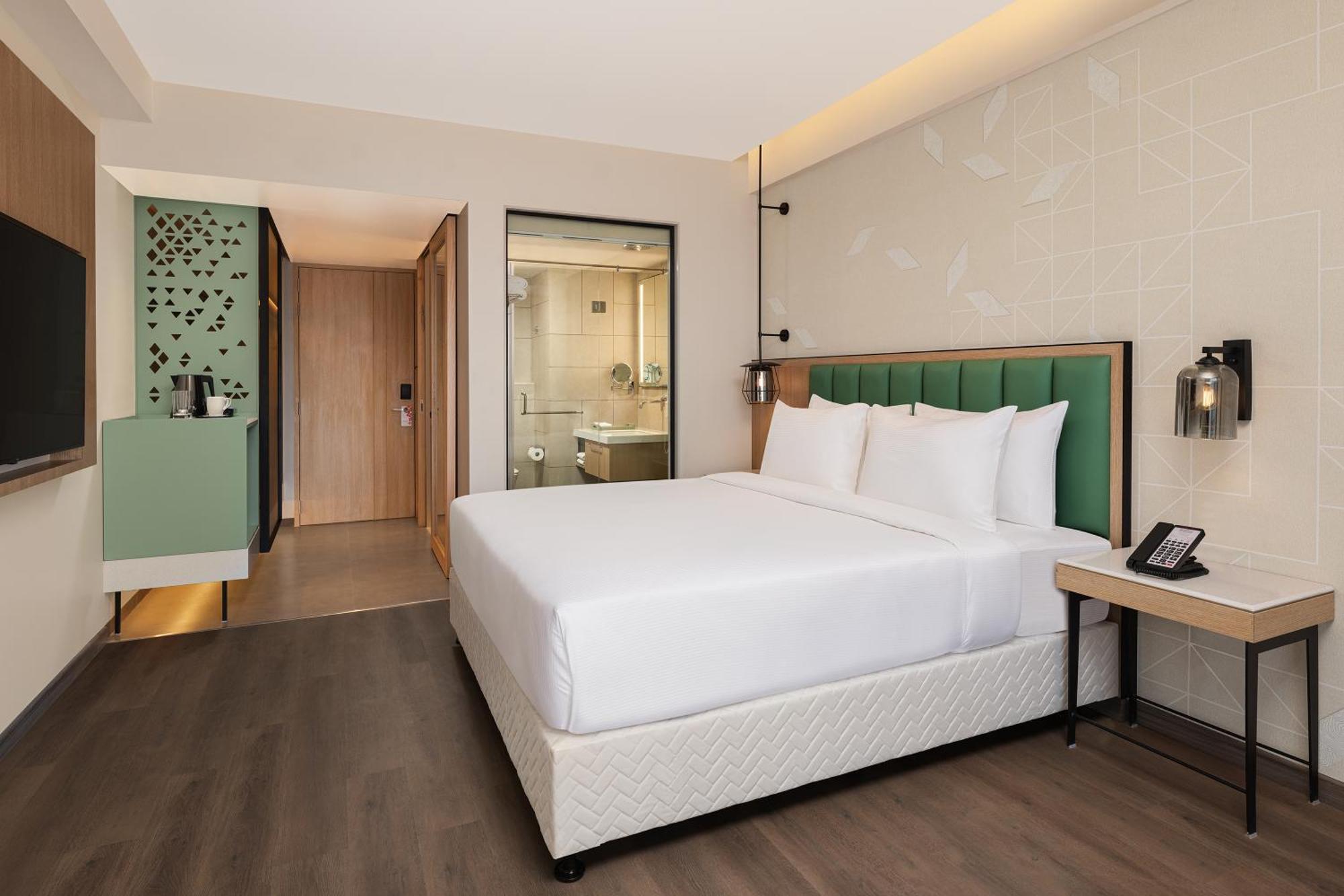 Hilton Garden Inn Surat City Centre Екстер'єр фото